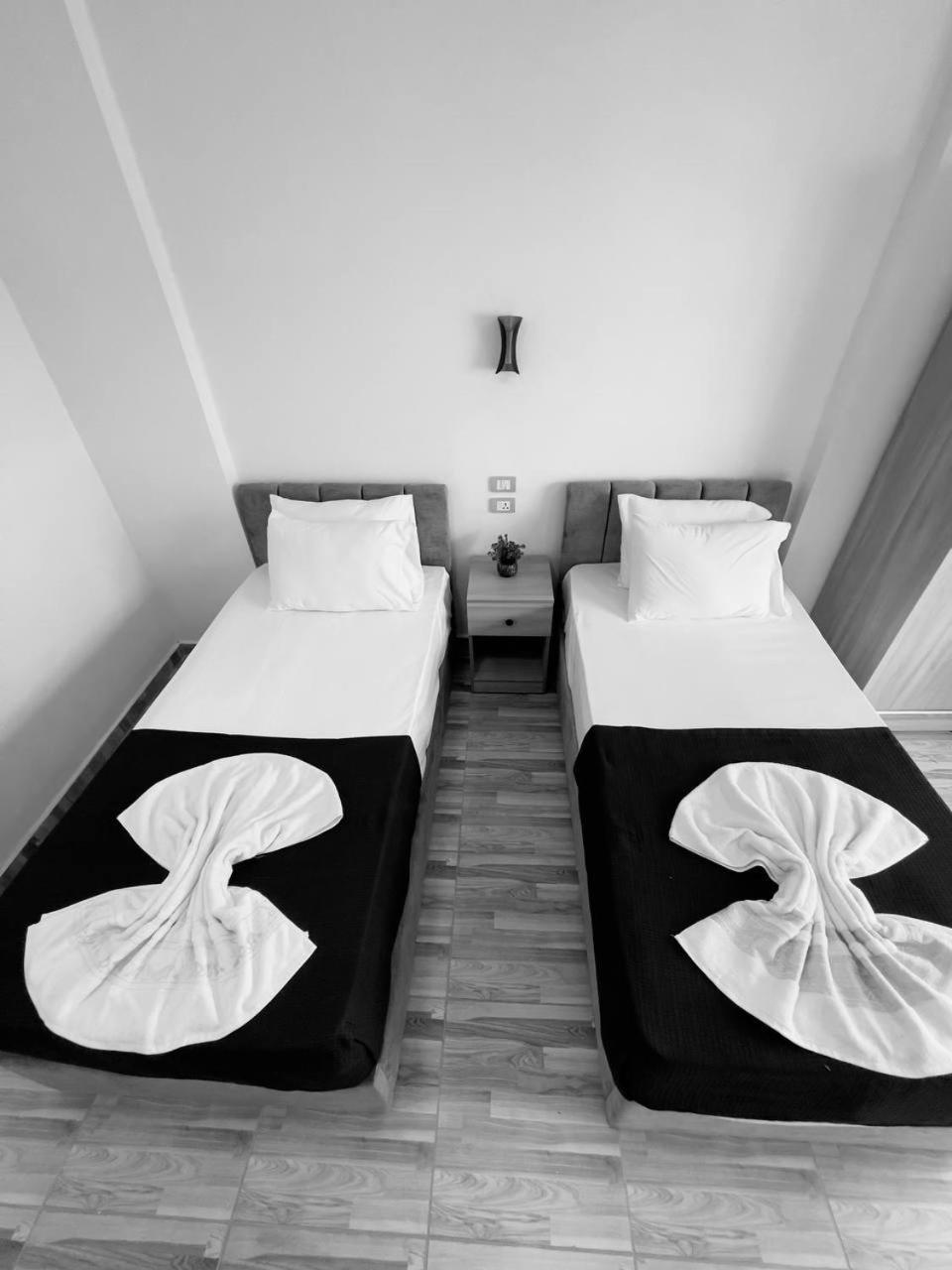 Park Plaza Hotel Kairo Bagian luar foto
