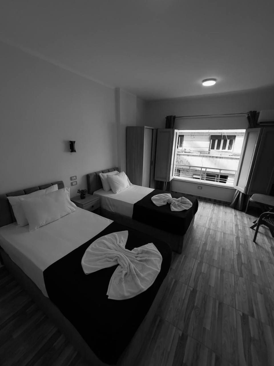 Park Plaza Hotel Kairo Bagian luar foto